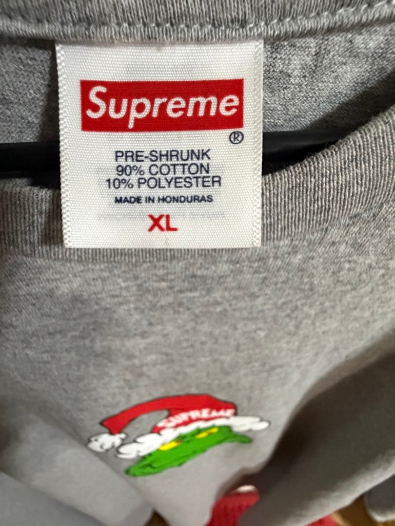 グレー グリンチ Tシャツ SUPREME