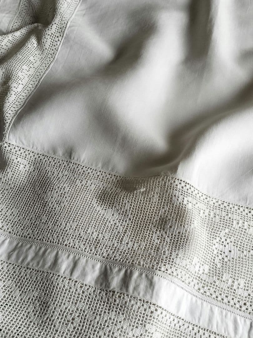 英国　Vintage　whiteクロッシュレース　テーブルクロス