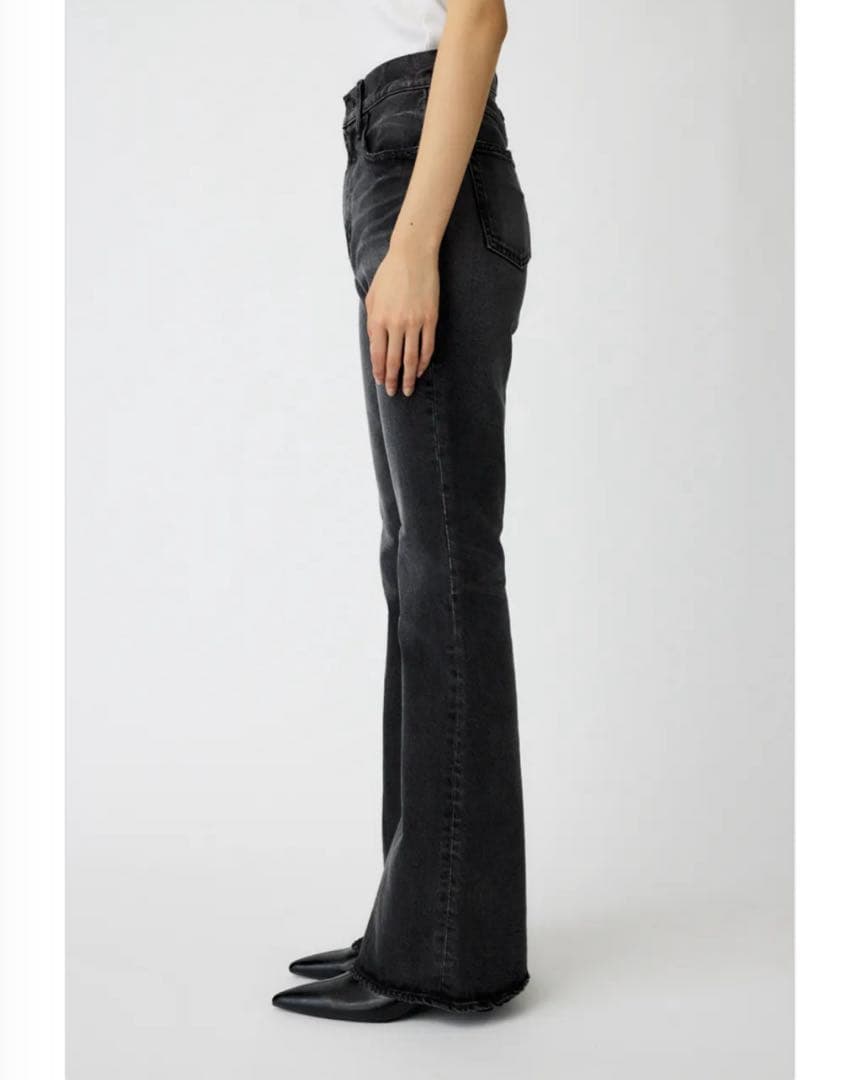 MOUSSY MVS FLARE 24インチ　BLACK