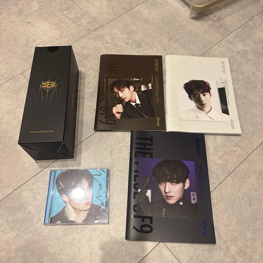 SF9 THE FIRST SF9 CD+フォトブック