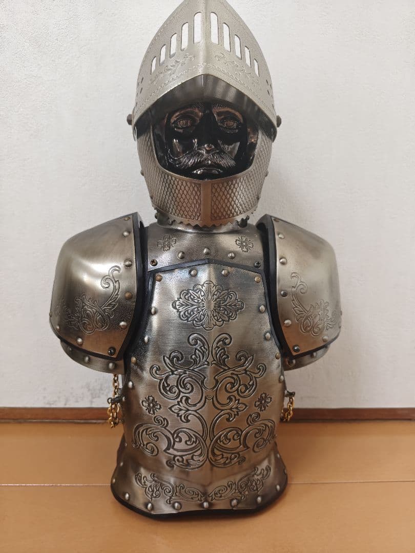 西洋甲冑グラスホルダー