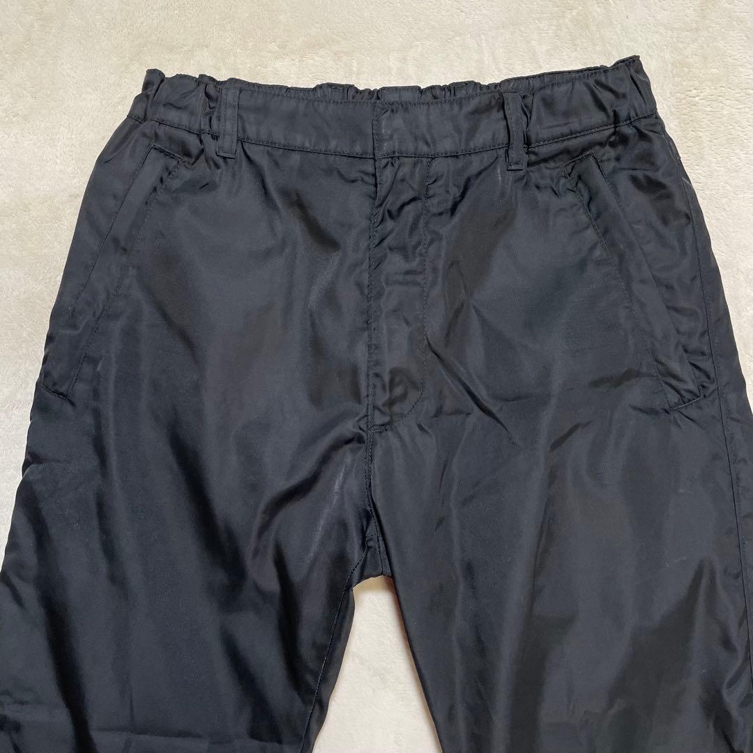 PRADA Re-Nylon 三角ロゴプレート　ボトムス　黒　46