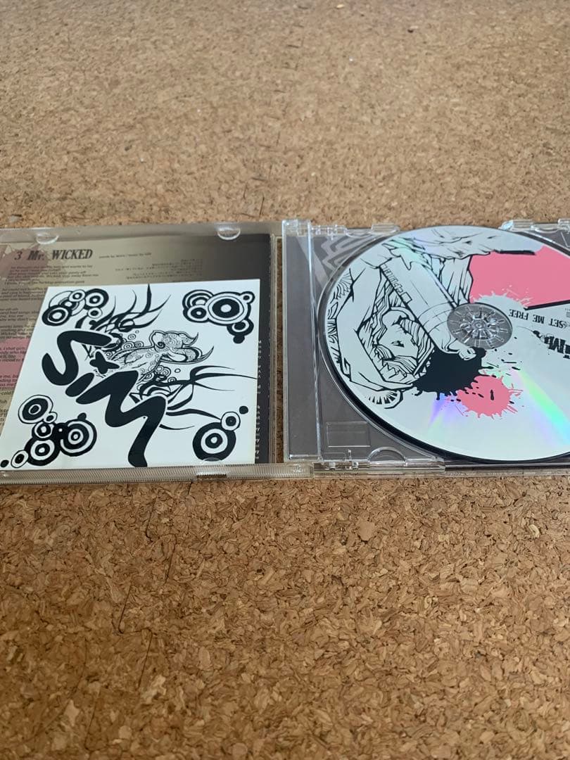 邦楽 SiM / MURDERER / SET ME FREE