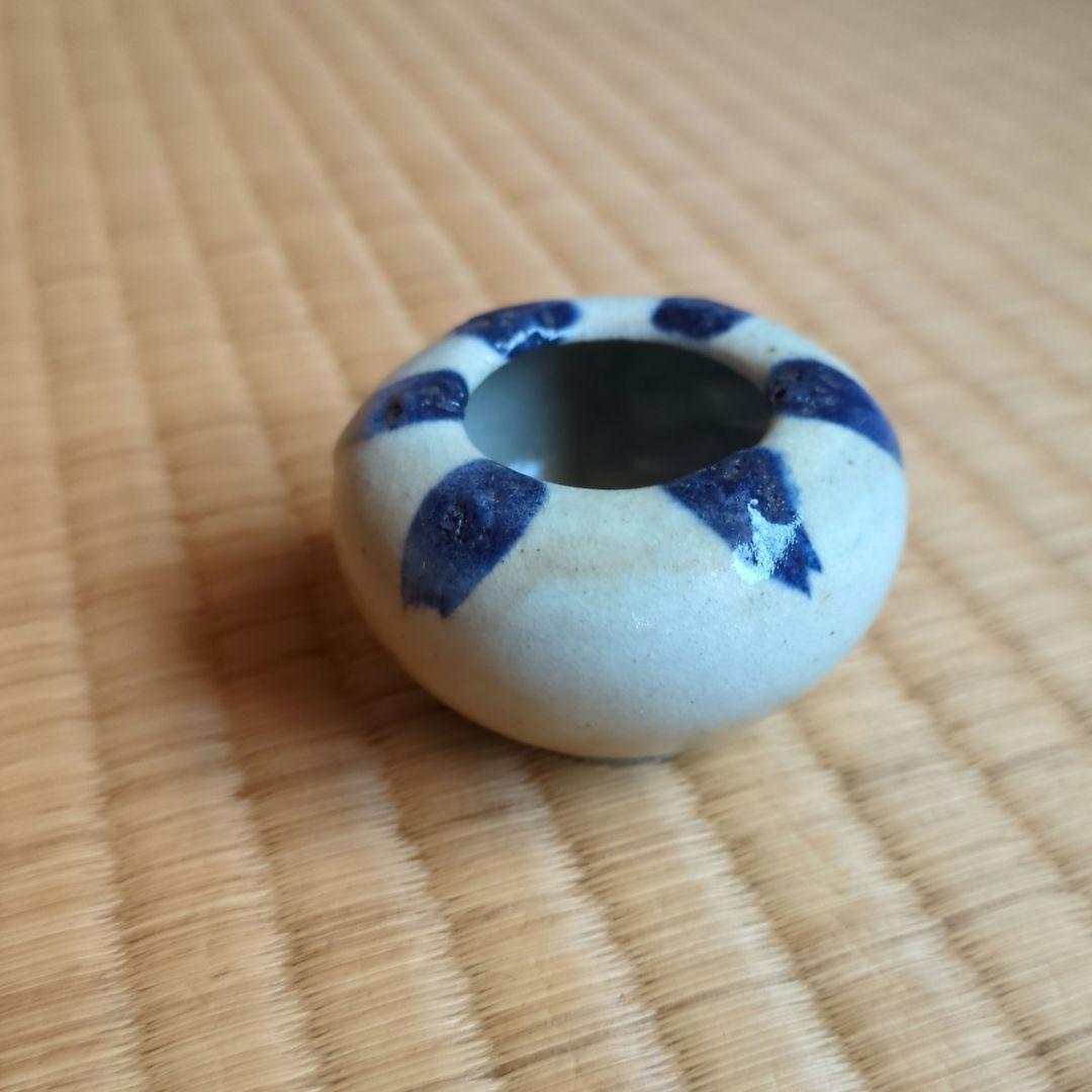 青と白の模様の陶器小物入れ　古琉球　沖縄　骨董品