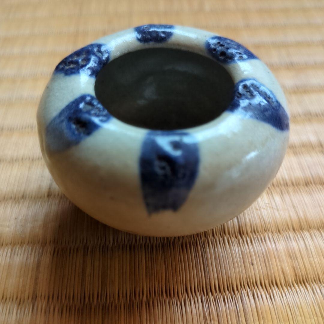 青と白の模様の陶器小物入れ　古琉球　沖縄　骨董品