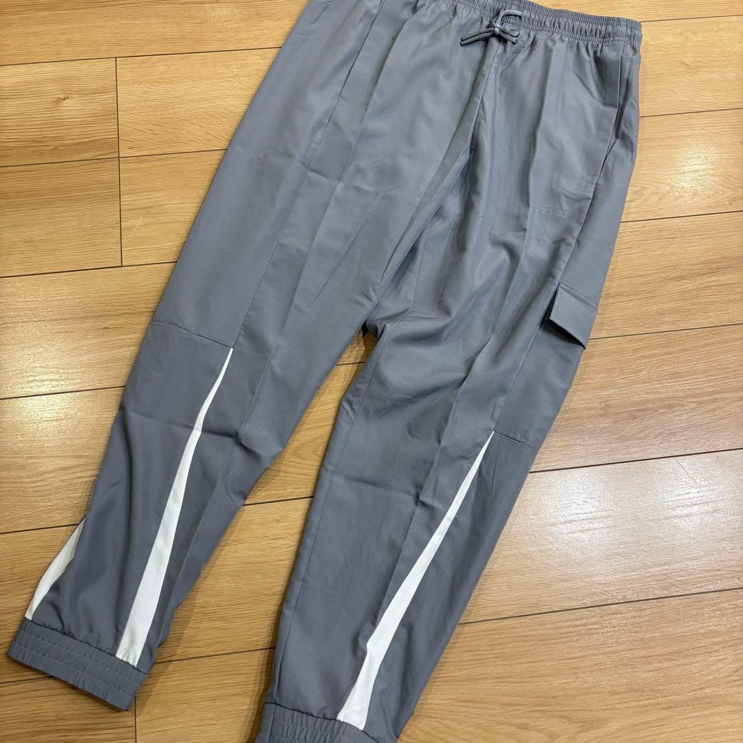 新品　アディダス　adidas 上下セット　グレー　ウーブン　ウインド　2XL