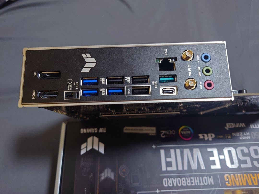 ASUS TUF GAMING B650-E WIFI マザーボード