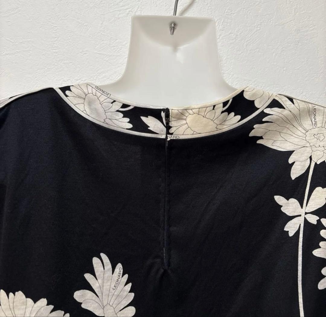 レオナール 花柄 半袖トップス フラワー カットソー ブラック モノトーン M