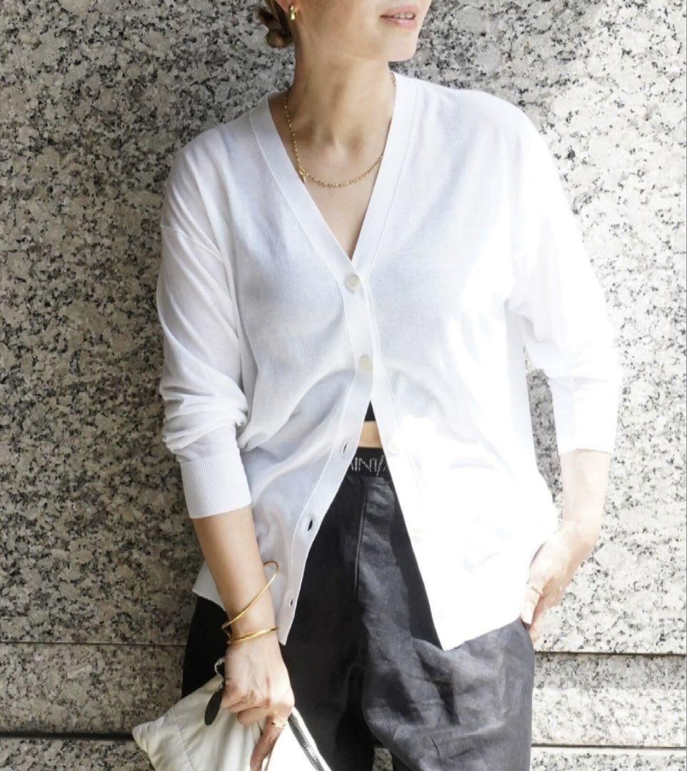 Fine Cotton Vネック カーディガン