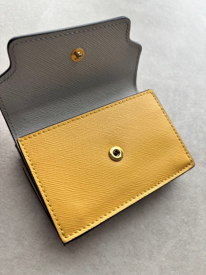 MARNI マルニ 三つ折り財布 ミニウォレット