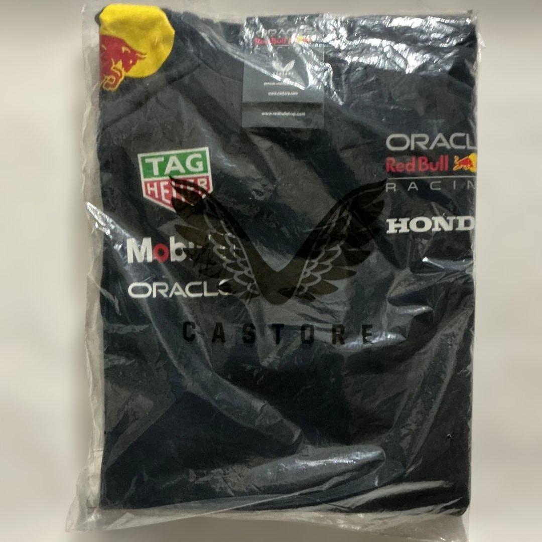 レッドブル　①トラッカーキャップ　②プルオーバーフーディー　サイズM