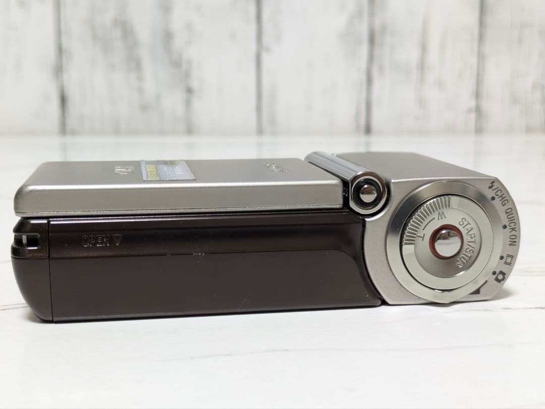 SONY　HDR-TG1