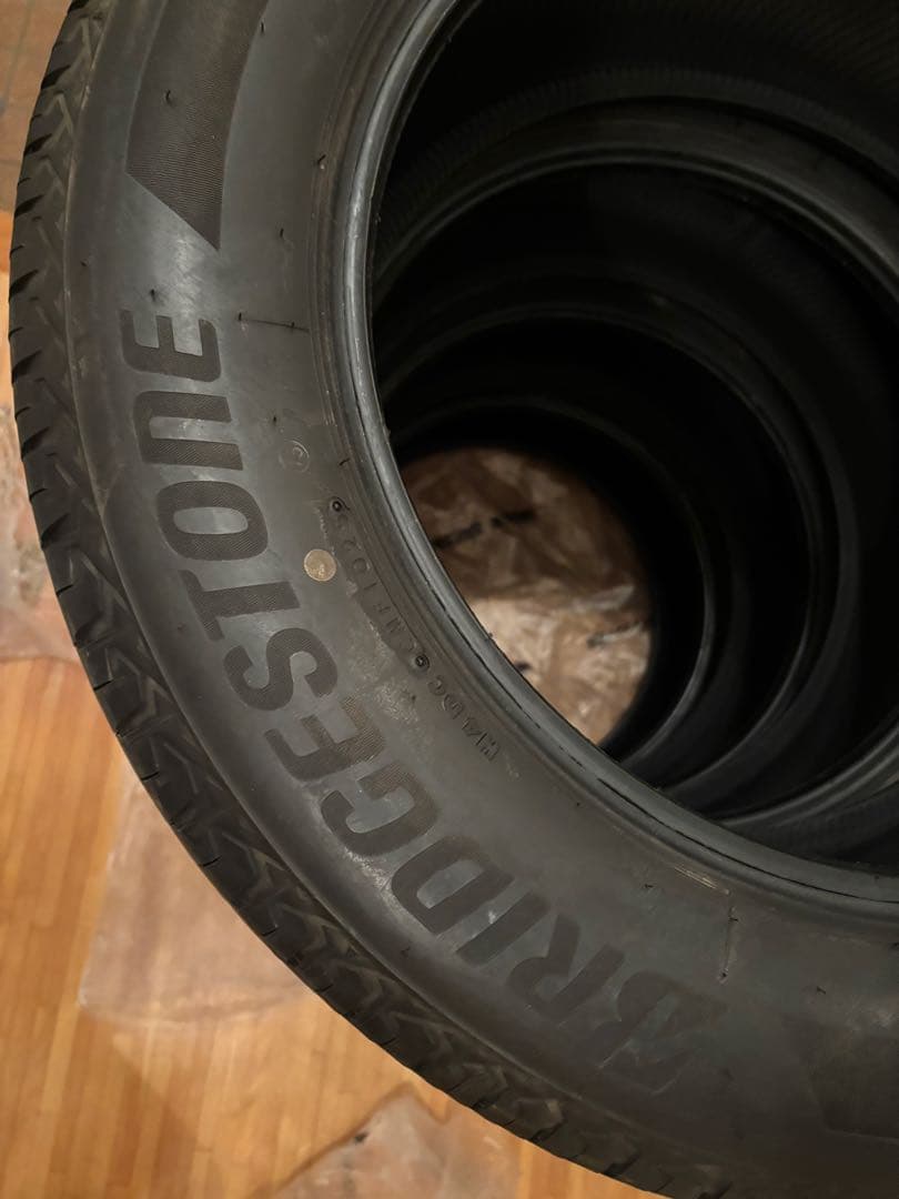 ブリヂストン18インチ　2025年製造　235/60R18 アレンザALENZA