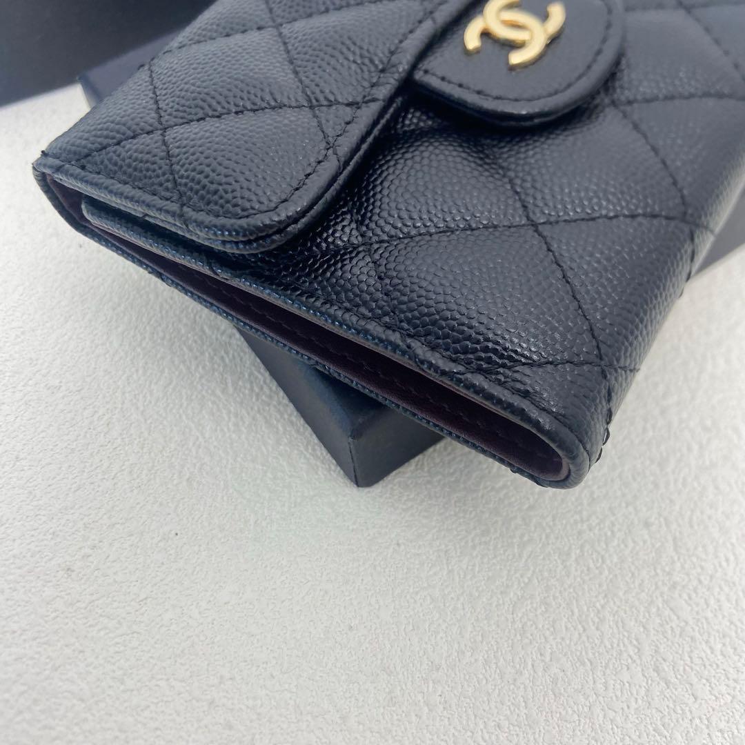 CHANEL プラック キルティングレザー 財布