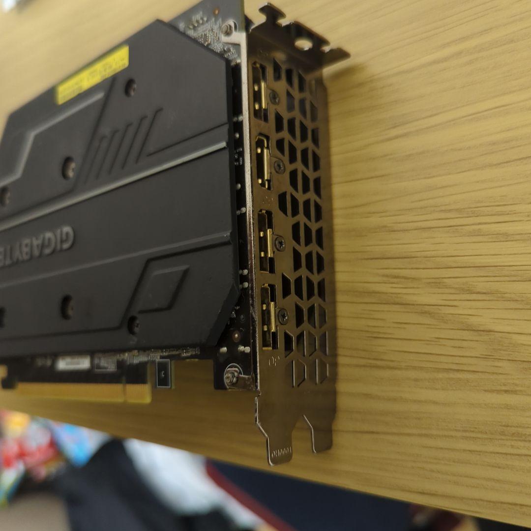 GIGABYTE GTX1660 ジャンク