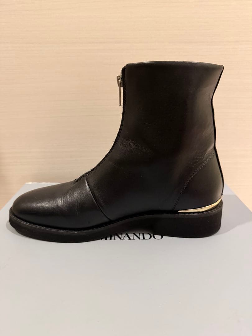 といちカミナンド フロントジップ ショートブーツ サイズ8