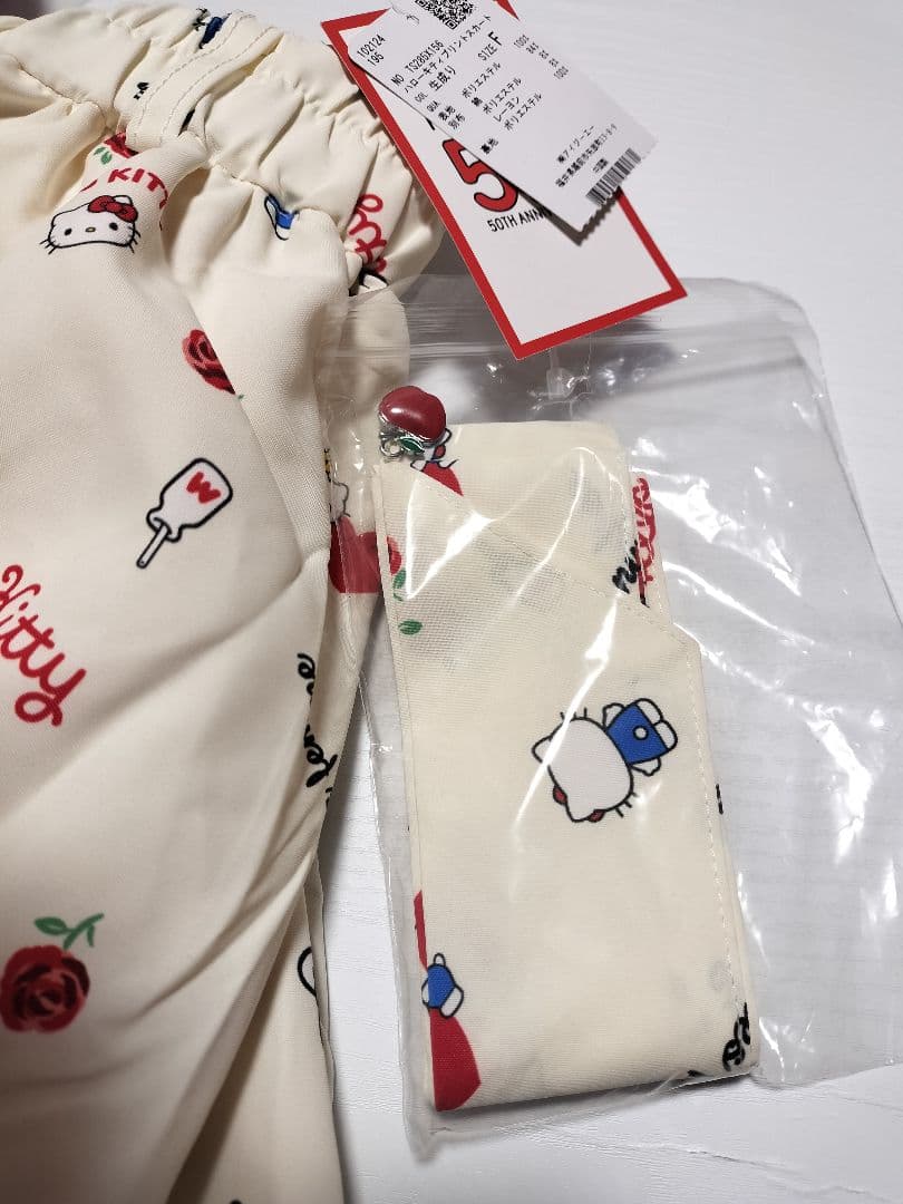 新品　axes ハローキティ　スカート　限定　サンリオ　コラボ