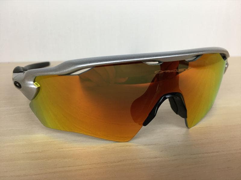 オークリー RADAR EV XS OJ9001-0831 中古 美品