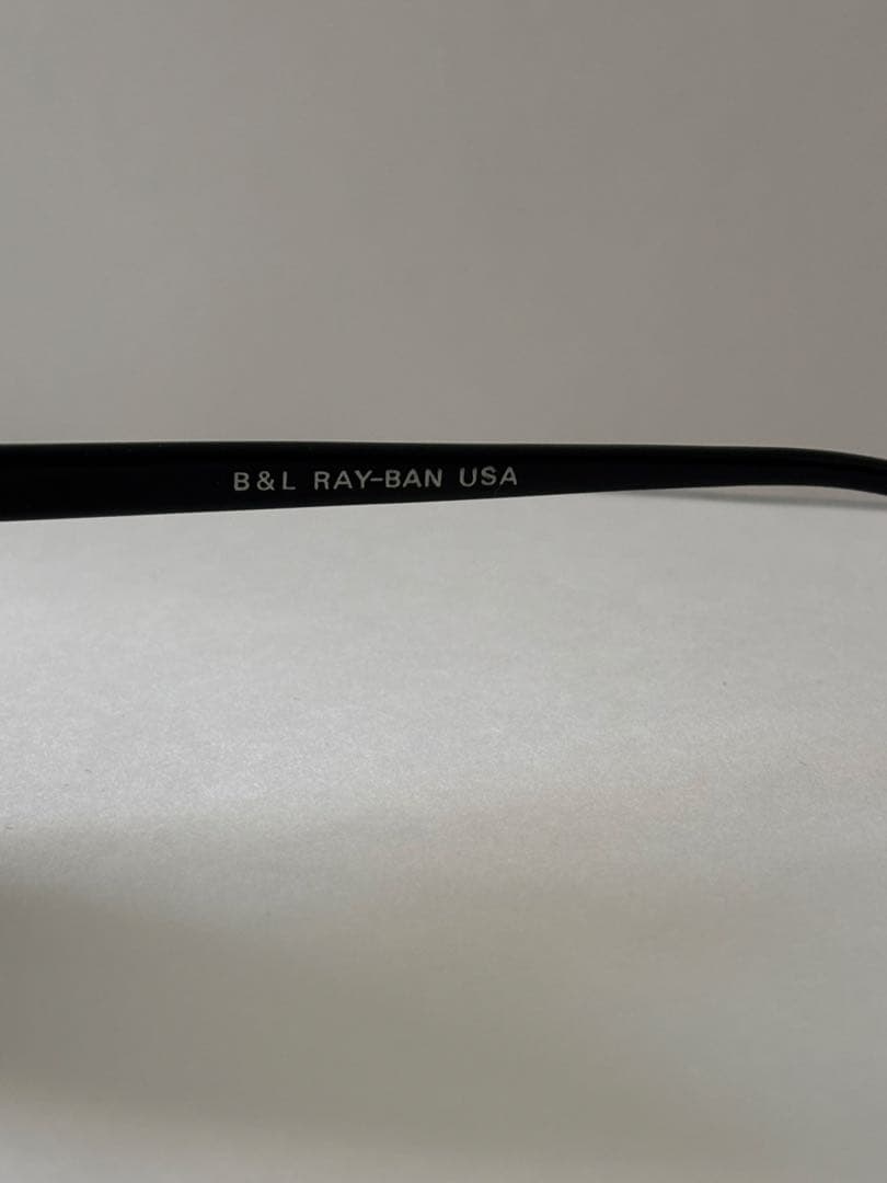【Ray-Ban】ブラック オーバルサングラス