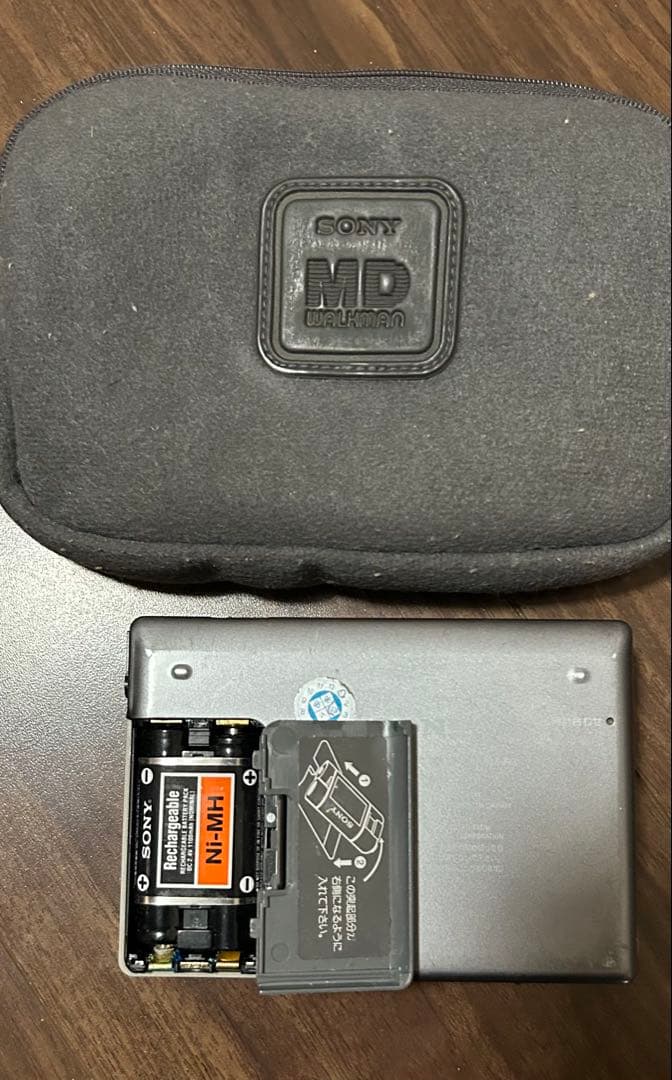 【ジャンク品】SONY ポータブルMDレコーダー MZ-R3