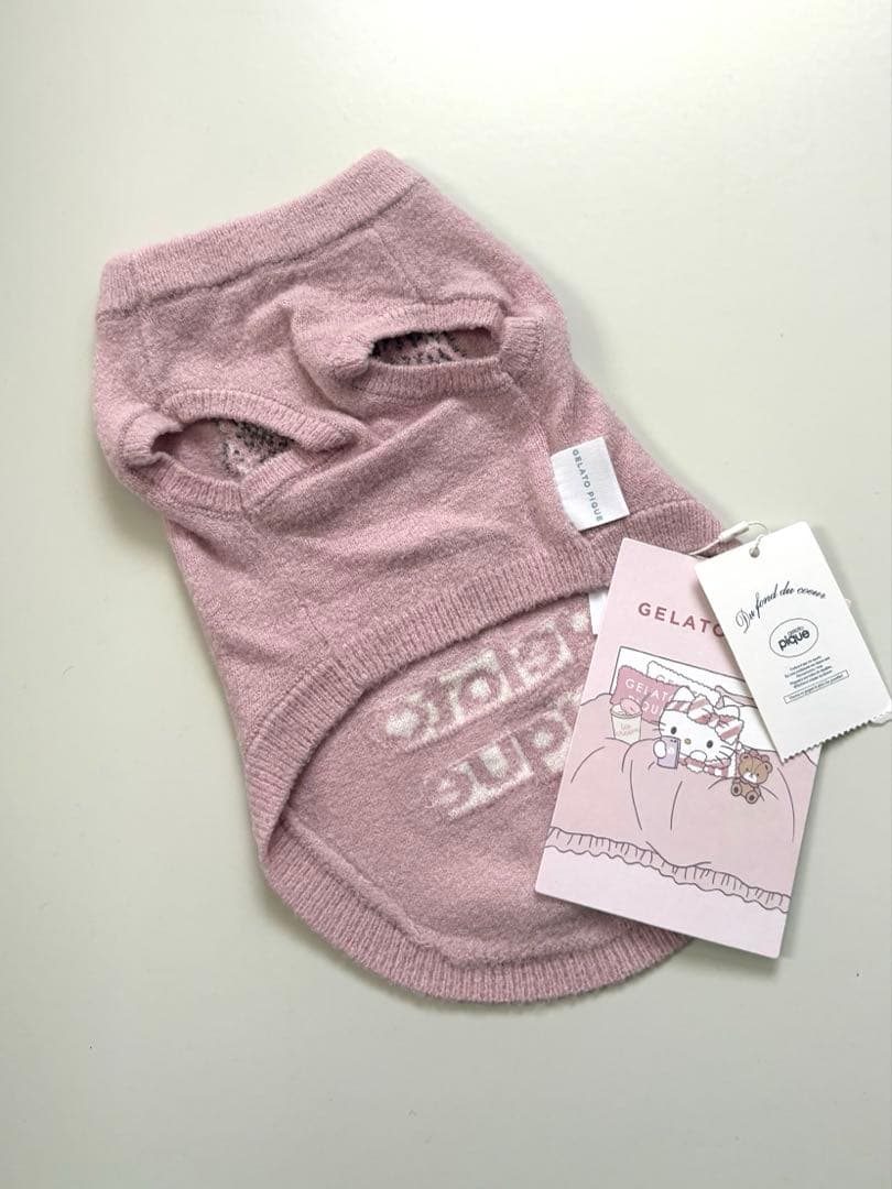 新品・未使用　gelato pique ハローキティ 犬服 Sサイズ