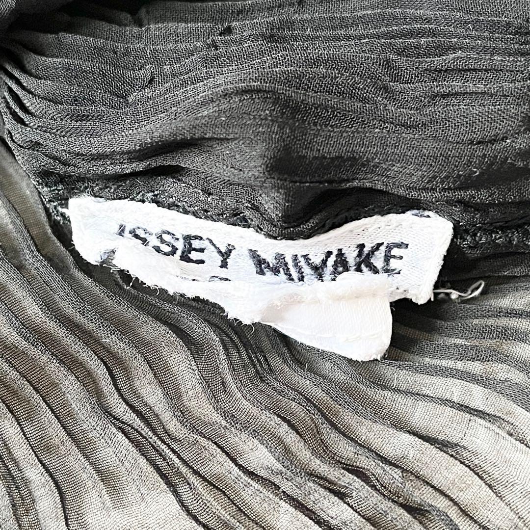 ISSEY MIYAKE イッセイミヤケ ハイネック プリーツ カットソー 黒