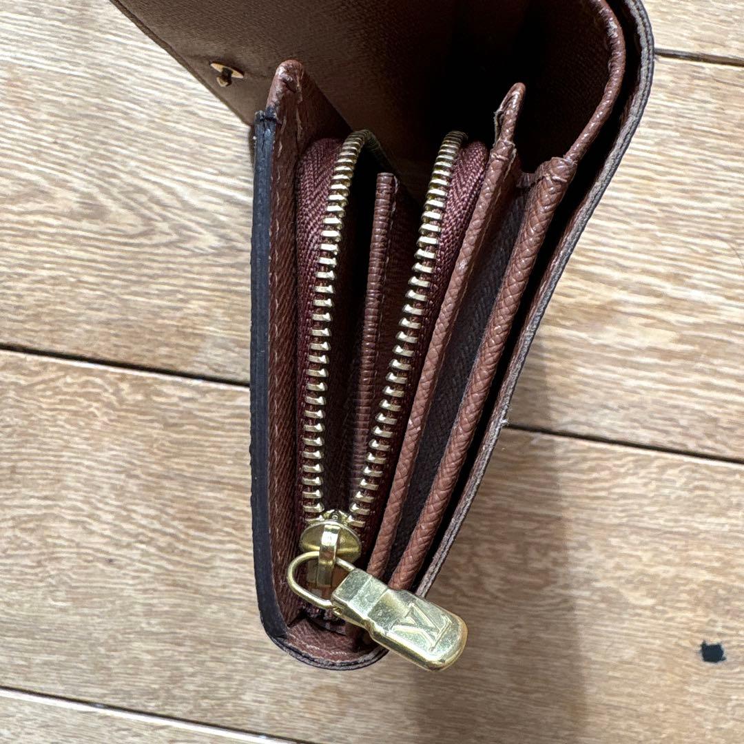 Louis Vuitton モノグラム 二つ折り財布