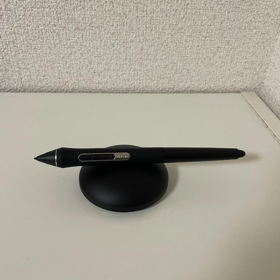Wacom Cintiq Pro 24 22年製 液晶ペンタブレット本体