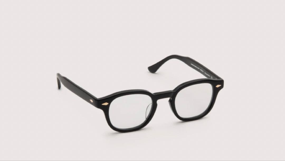 NOCHINO #1. GLOSS BLACK × CLEAR to GREY