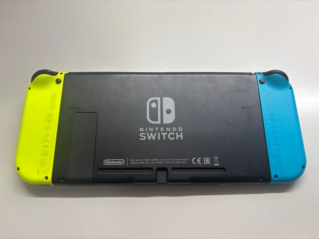 Nintendo Switch 本体 (初代)