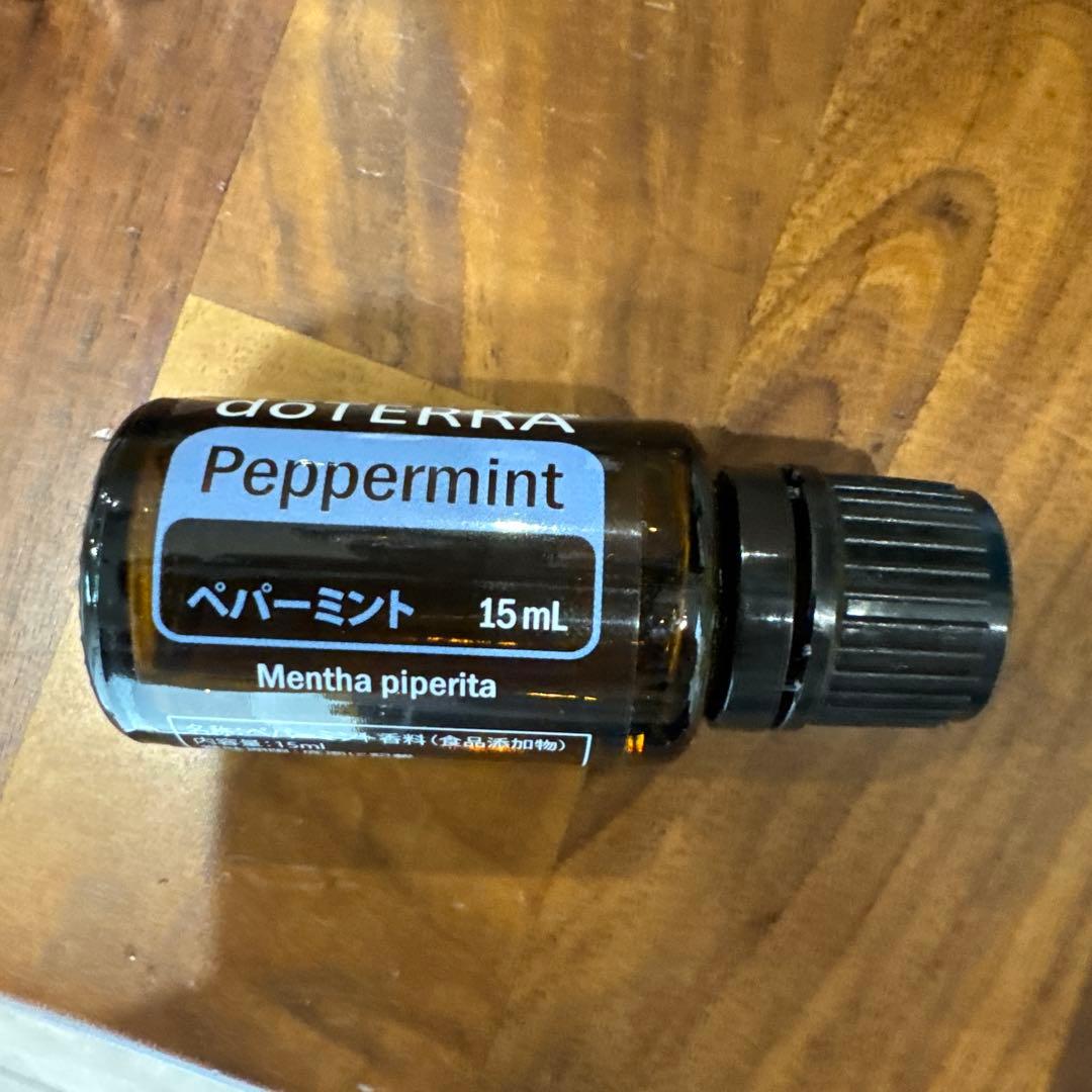 doTERRA エッセンシャルオイルセット 28本　ウッドボックス付き
