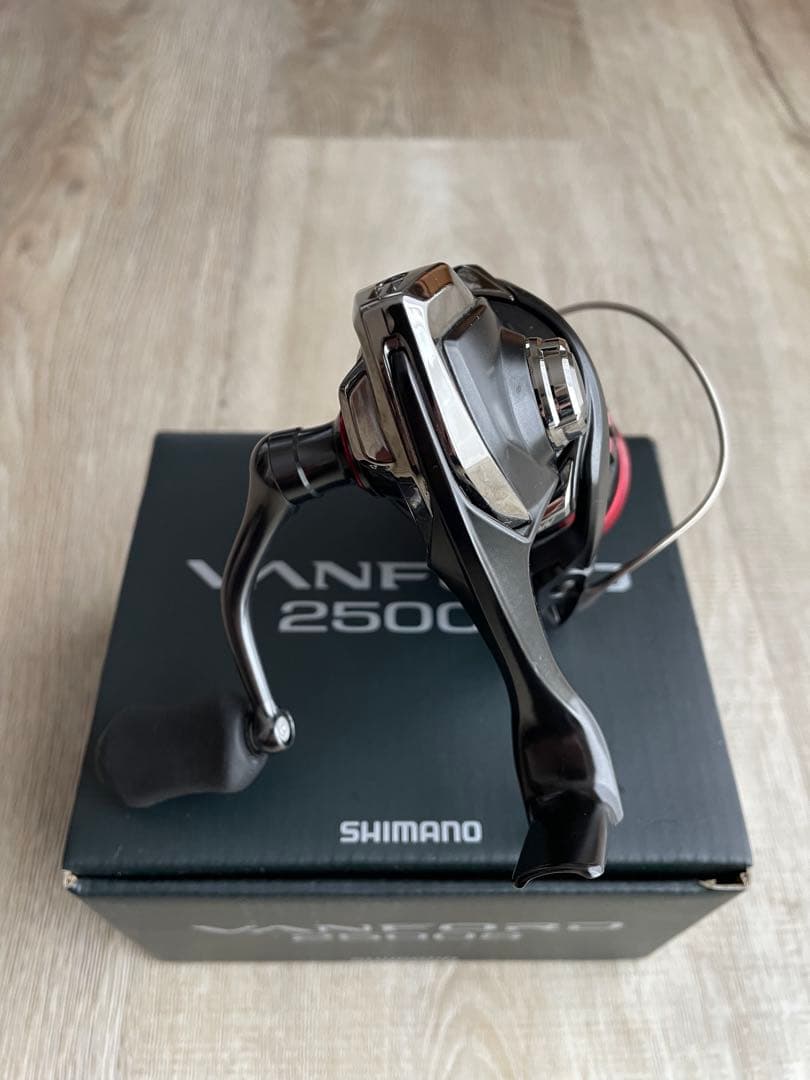 m*A様 SHIMANO 20VANFORD 2500S スピニングリールUSE