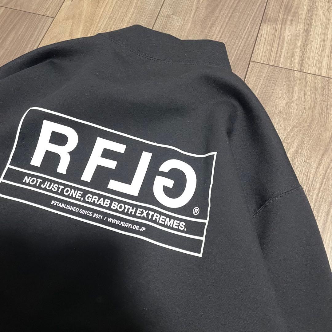 美品✨RUFFLOGのトップス