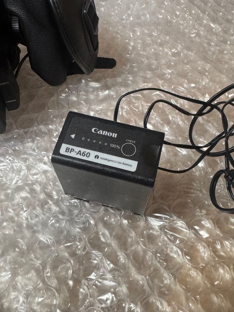 Canon EOS C200 / 業務用ビデオカメラ本体