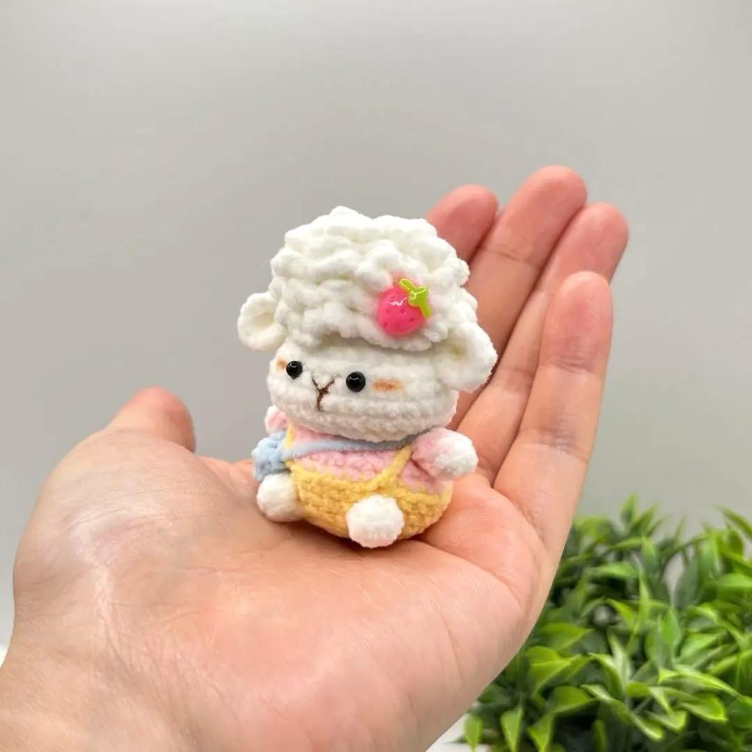 ❁*!様 【再販未定　】あみぐるみ　ぬいぐるみ　編み物 ひつじ
