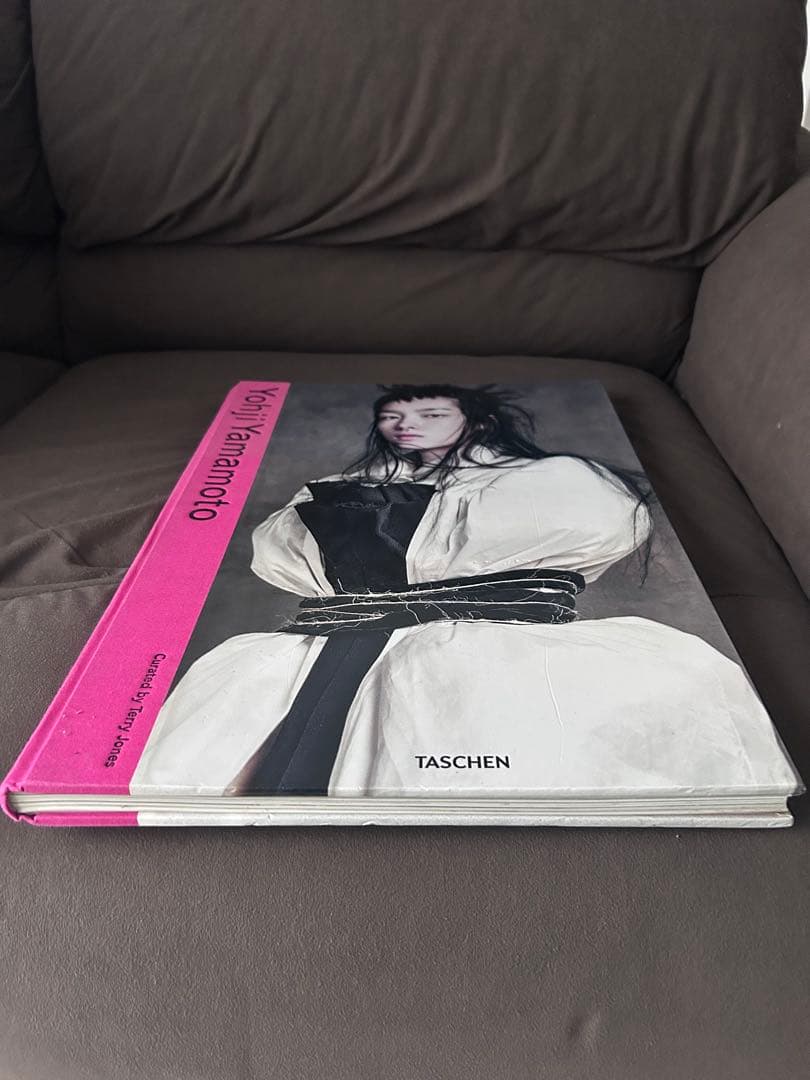 【希少】Yohji Yamamoto / Terry Jones 洋書