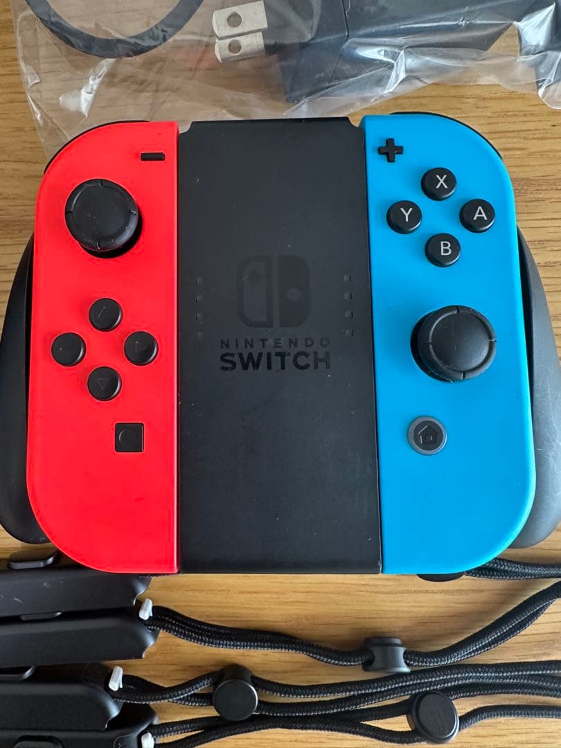 Nintendo Switch 本体 ジョイコン＋2本