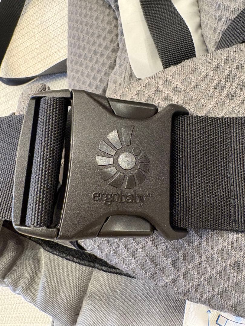 ergobaby エルゴベビー オムニブリーズ 抱っこ紐