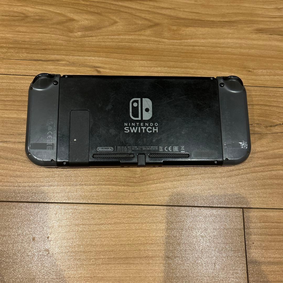 Nintendo Switch本体ジョイコン付き