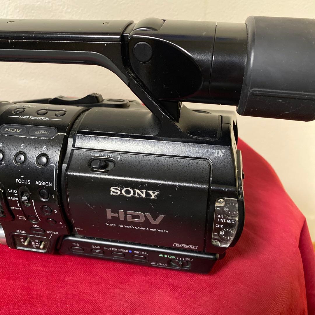 Sony HVR-Z1J【通電OK】業務用ビデオカメラ 本体②