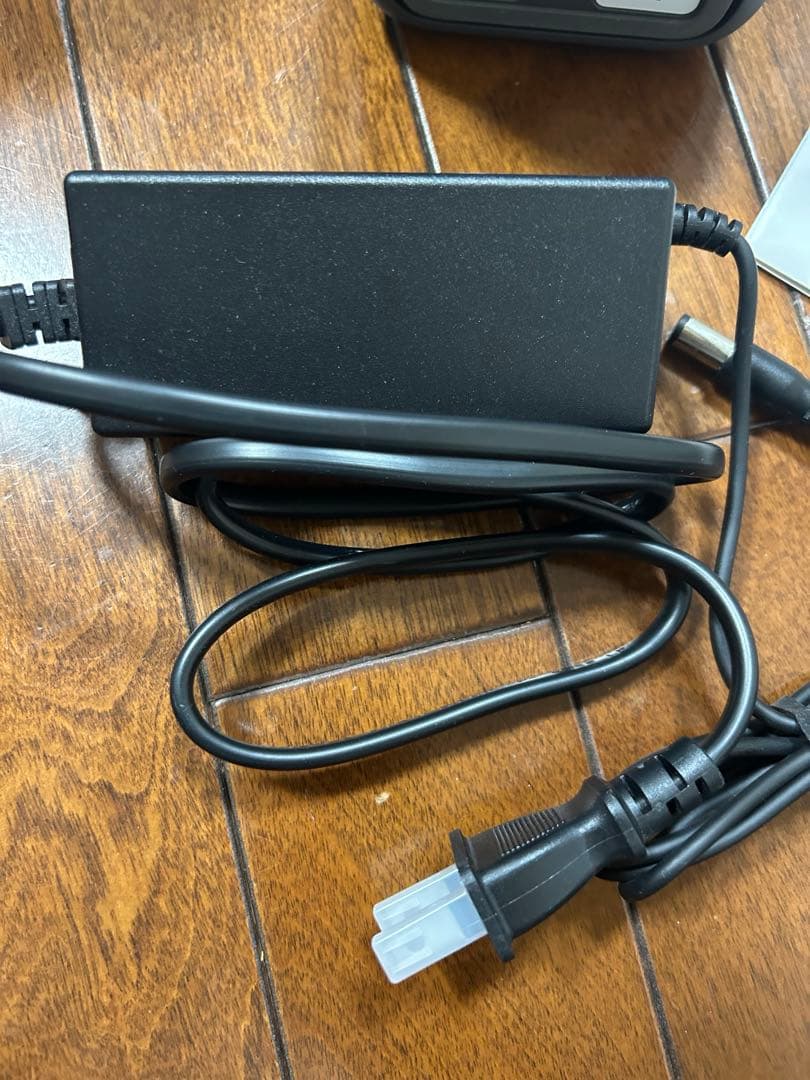 docomo  5G ルーター 本体