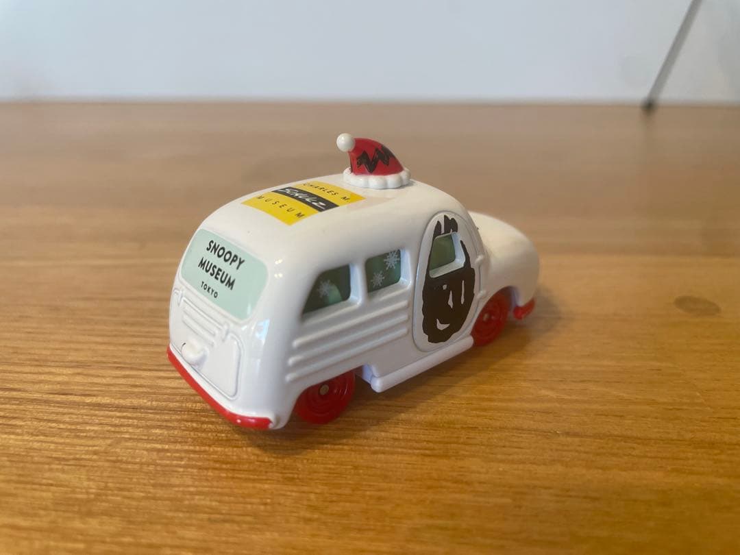 トミカ スヌーピー 限定 クリスマス ミニカー
