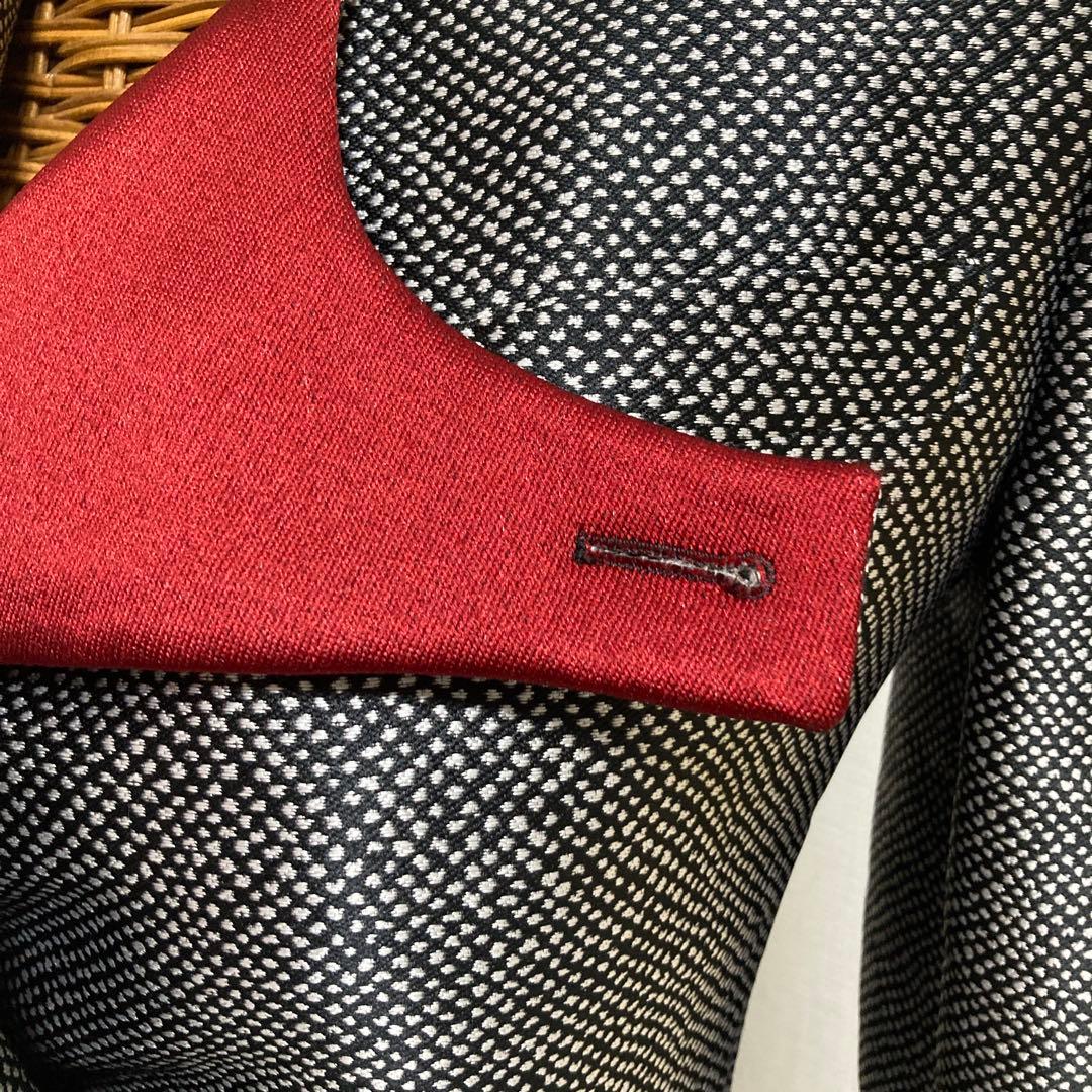 Giorgio Armani テーラードジャケット 黒と赤のコンビネーション