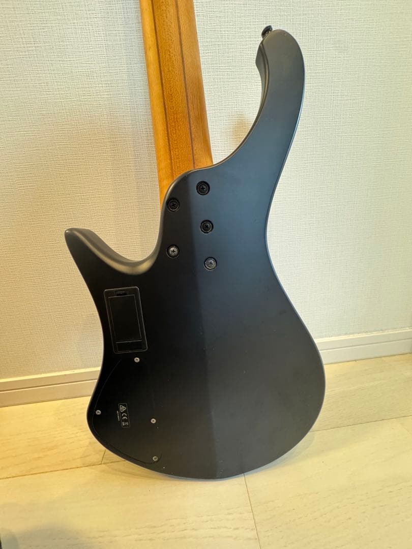 Ibanez EHB1005 bkf エレキベース5弦