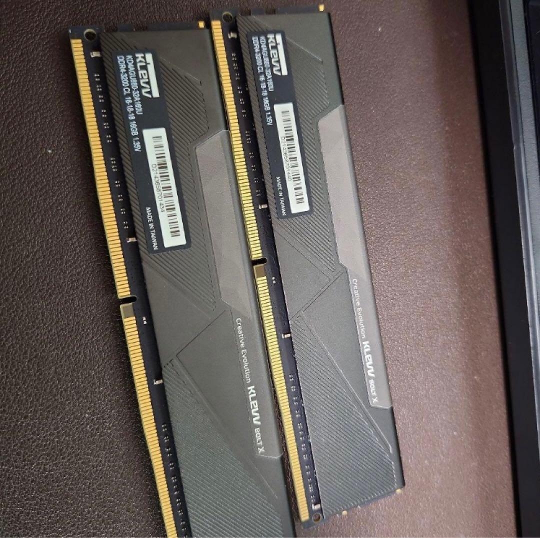 KLEVV BOLT X DDR4 3200MHz メモリ 32G (2x16)