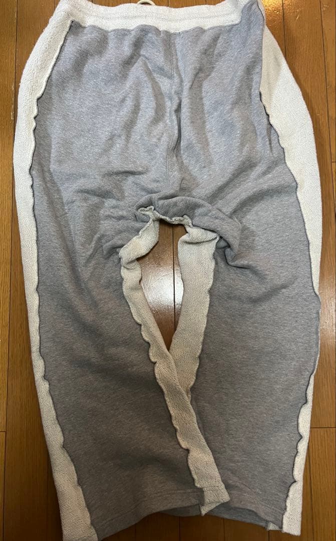 NVCLEANR (ニュークリア) グレー スウェットパンツ