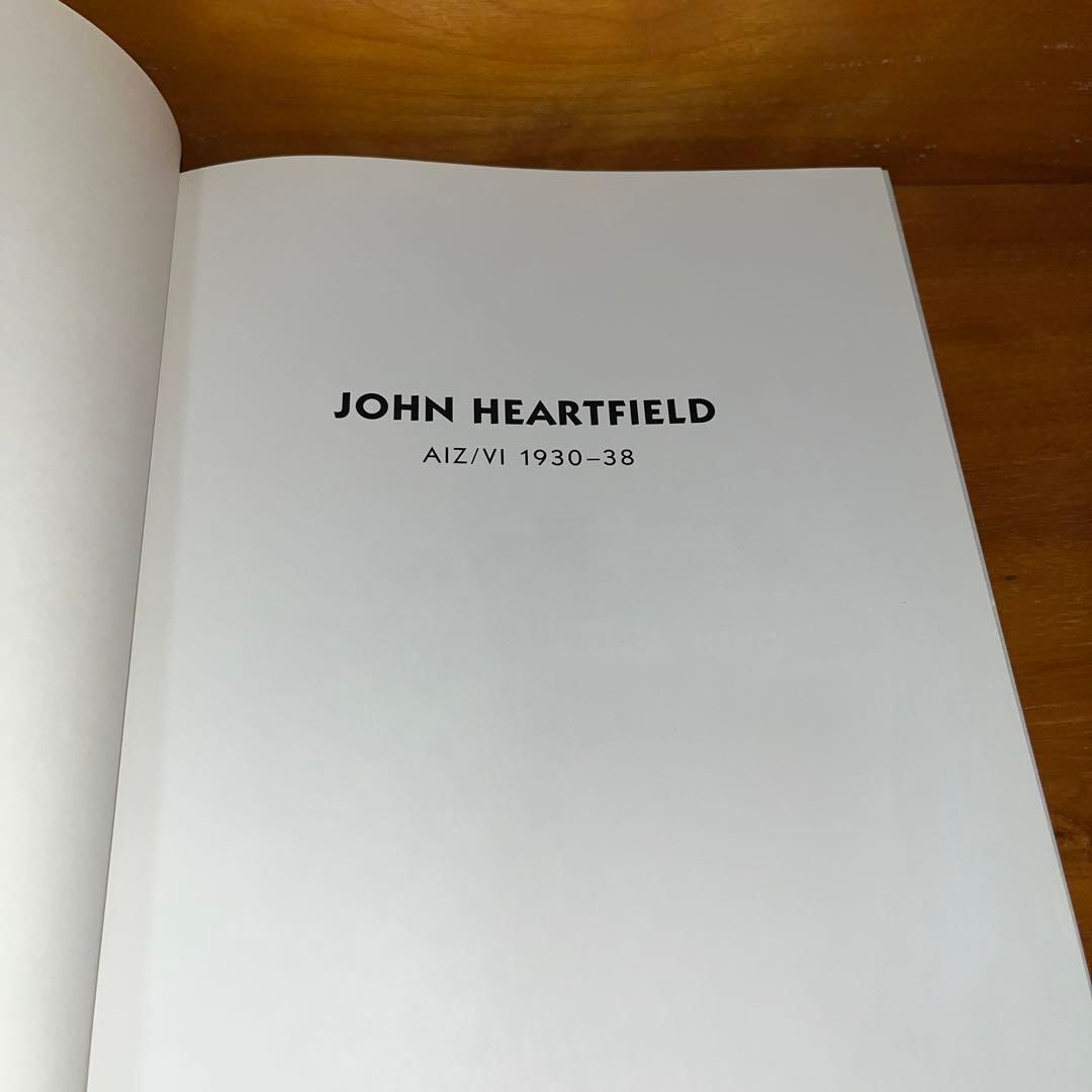 JOHN HEARTFIELD 洋書　作品集　アートブック　discharge
