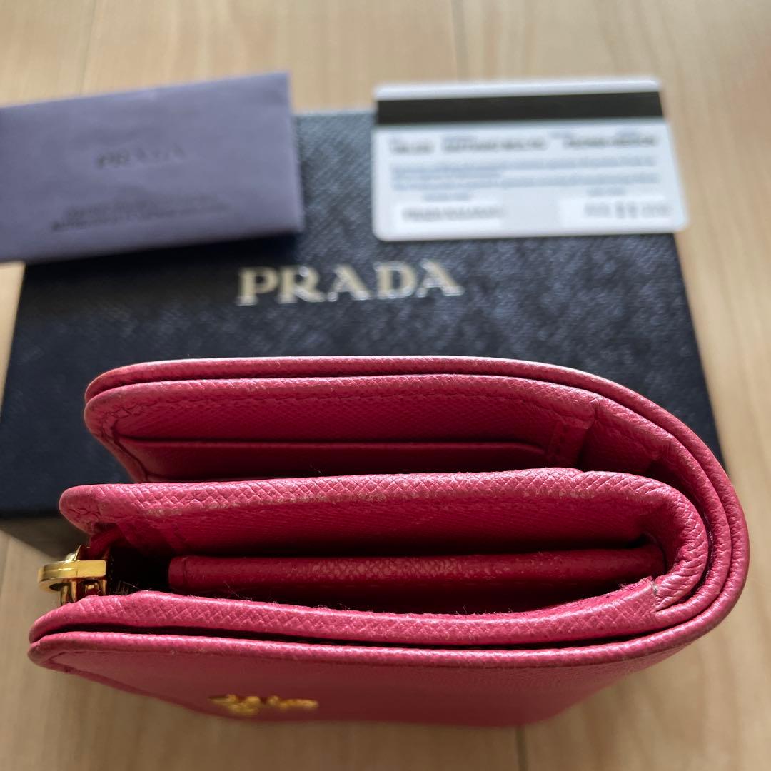 な*送様 PRADA 二つ折り財布 ピンク