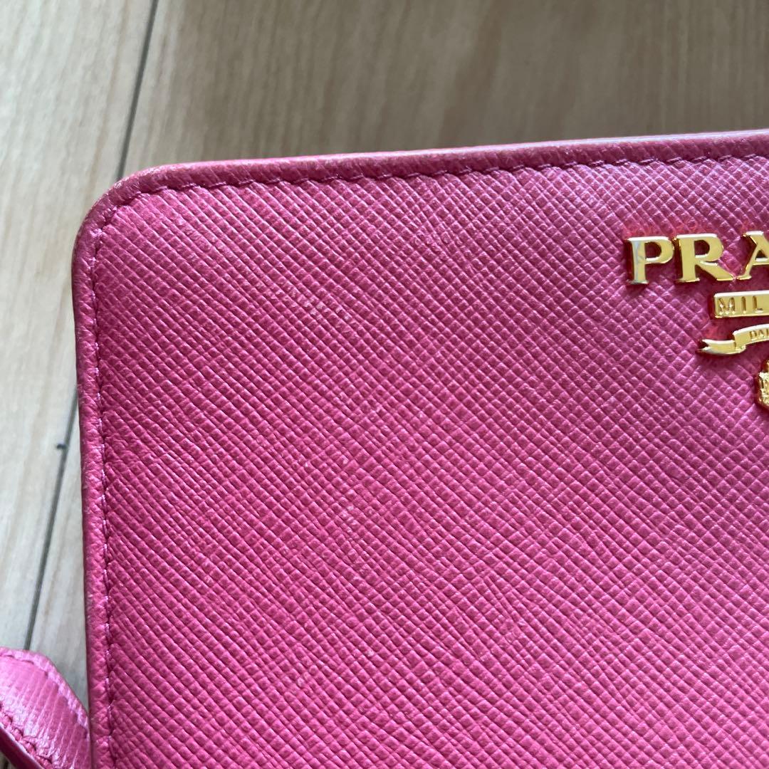な*送様 PRADA 二つ折り財布 ピンク