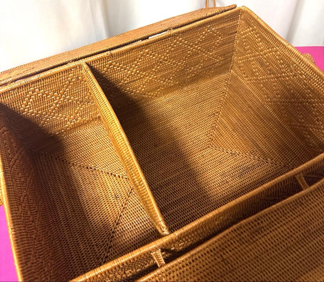 アタ製 カゴ型バスケット